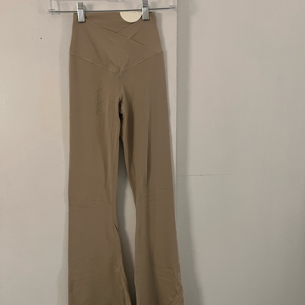 beige aerie crossover flare leggings
